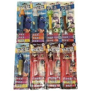 30 PEZ, PEZ LOT!!! Disney, Pixar, Star Wars, Scooby-Do, Spong boob